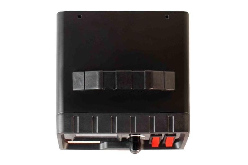 Зарядное устройство VERTON Energy ЗУ-10Р (230/50 В/Гц, мощн 100Вт, напряж. аккум. 6/12В,емкость обсл. аккум.  6-120 Ач,заряд. ток 10А) 12 шт/кор.