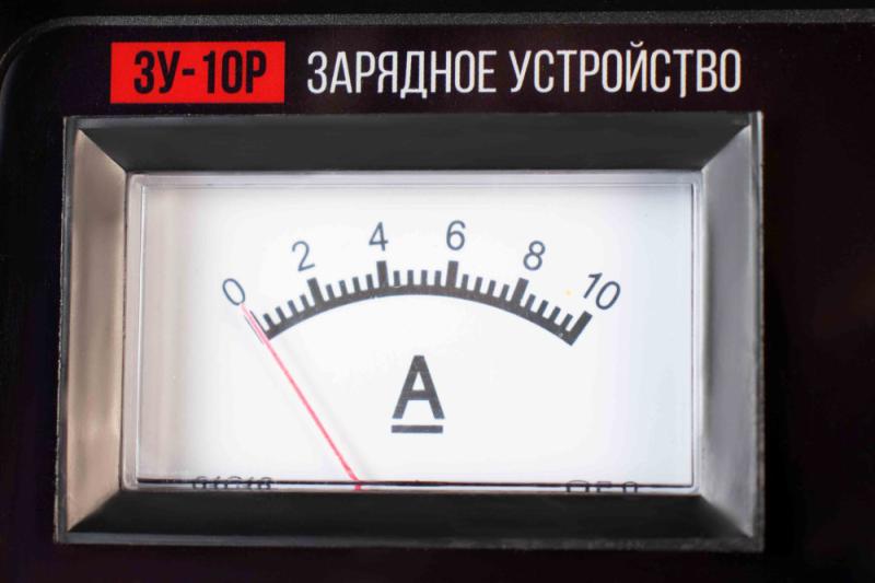Зарядное устройство VERTON Energy ЗУ-10Р (230/50 В/Гц, мощн 100Вт, напряж. аккум. 6/12В,емкость обсл. аккум.  6-120 Ач,заряд. ток 10А) 12 шт/кор.