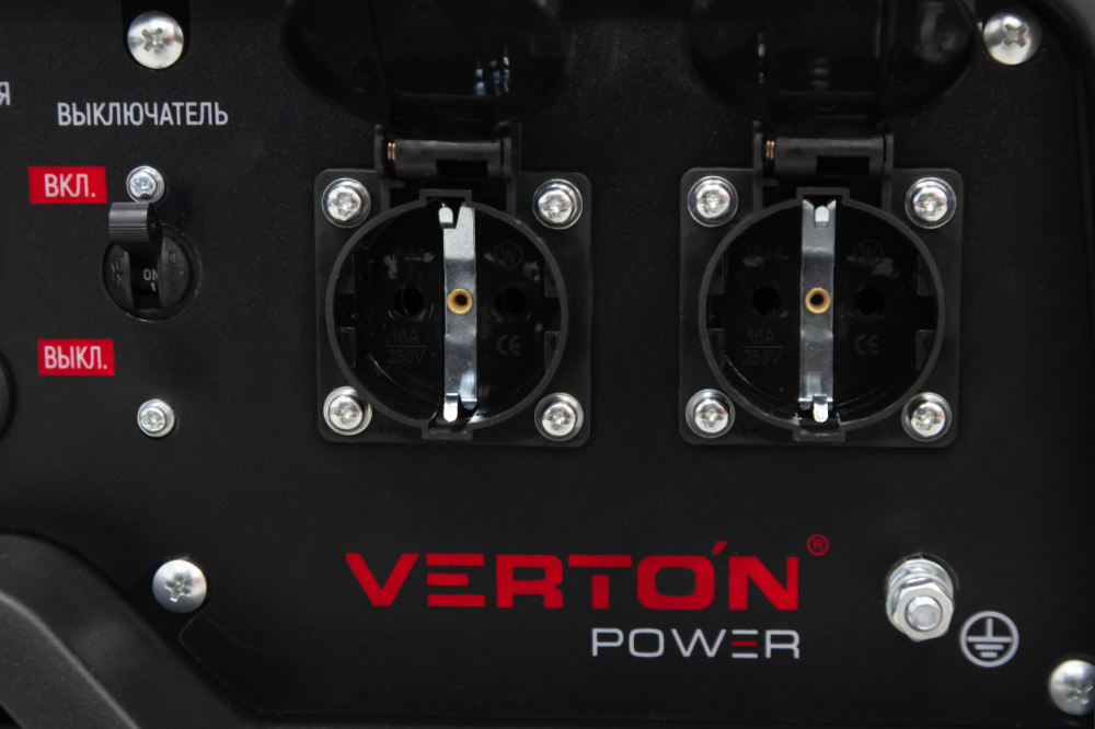 Генератор бензиновый VERTON POWER GG3900 (2,8/3,2 кВт, 230В, 7л.с., 212 см3, Цифр. дисплей (вольтметр, частота, моточасы), хром. теплоизолятор глушителя, ручной старт, DC 12В,  розетки 2*16А, бак 12л)